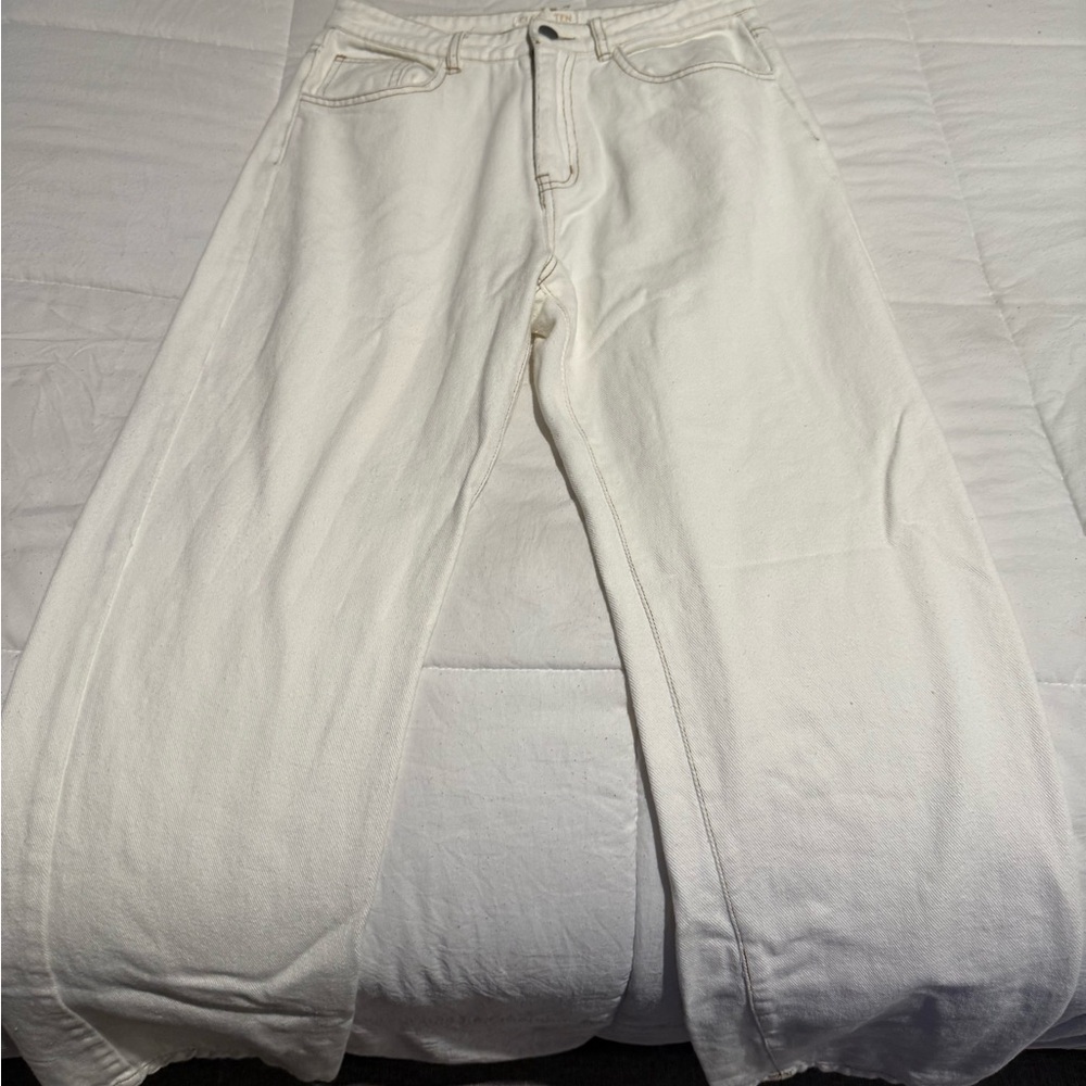White Wide-Leg Jeans